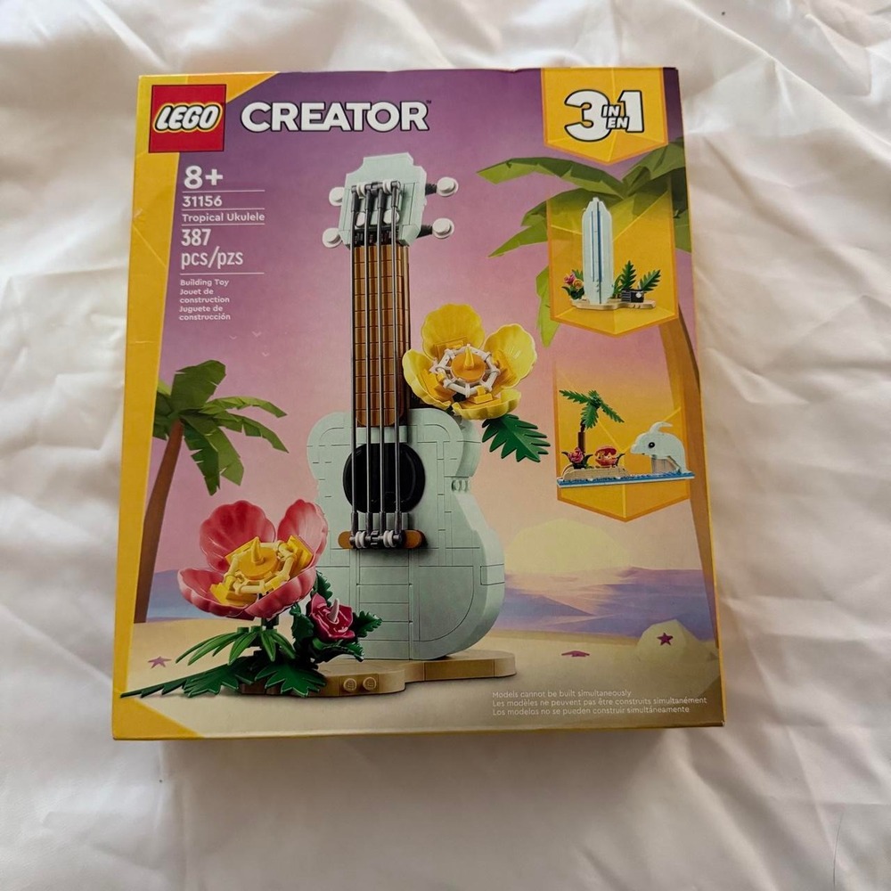 LEGO Creator 31156 Tropical Ukulele 3-in-1 Building Set Surfboard Dolphin 387pc
